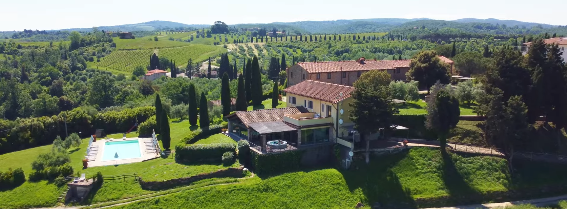 Castellare apartments and pool